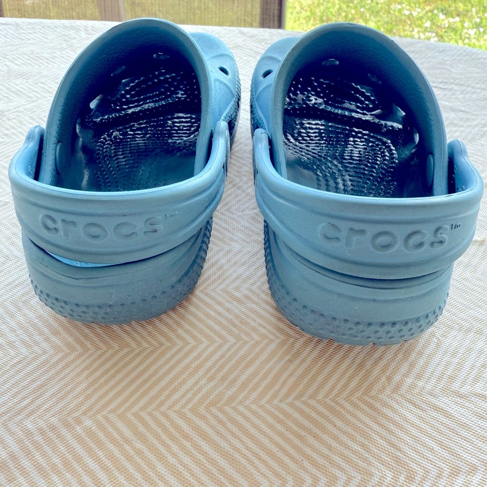 Crocs size 9c - Picture 5 of 6